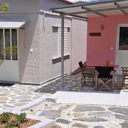 Figs & Grapes * Cosy Small House * Marmari * South Evia *